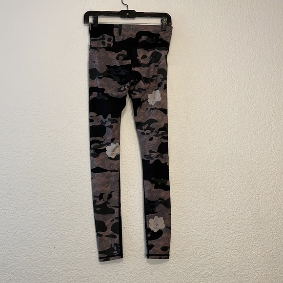 Noli Warrior Floral Camo legging - Picture 8 of 9